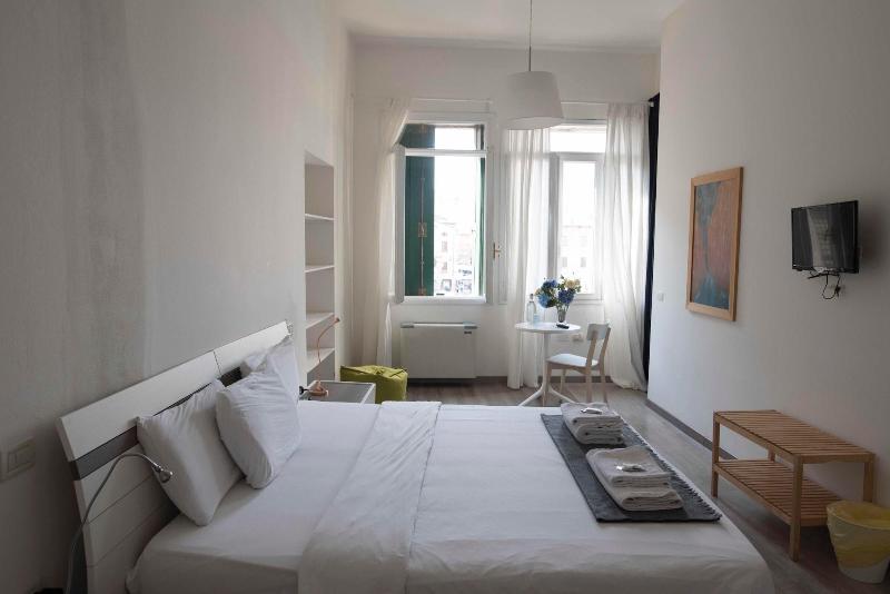 Ca' Garibaldi Rooms image