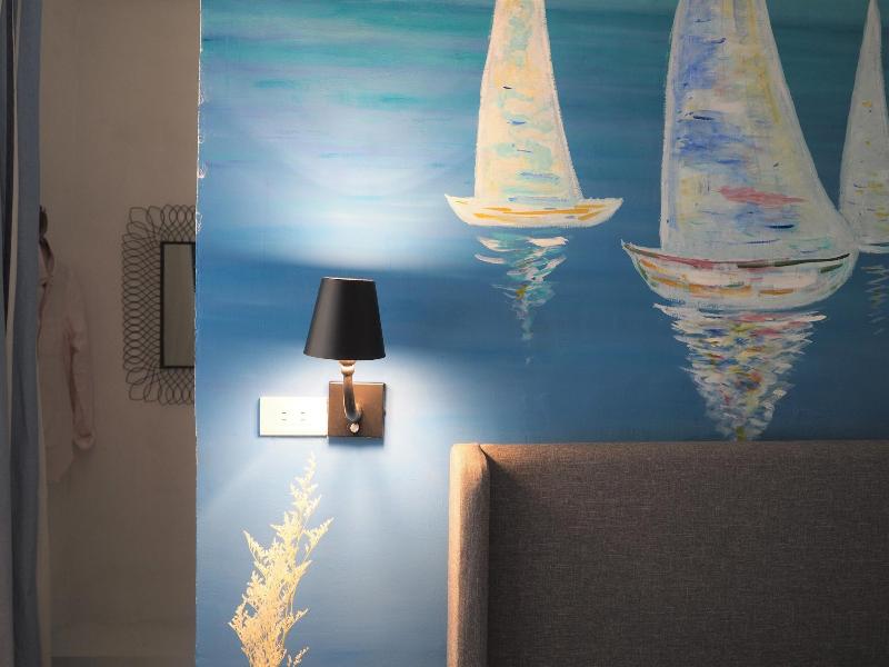 Seamoonhouse image