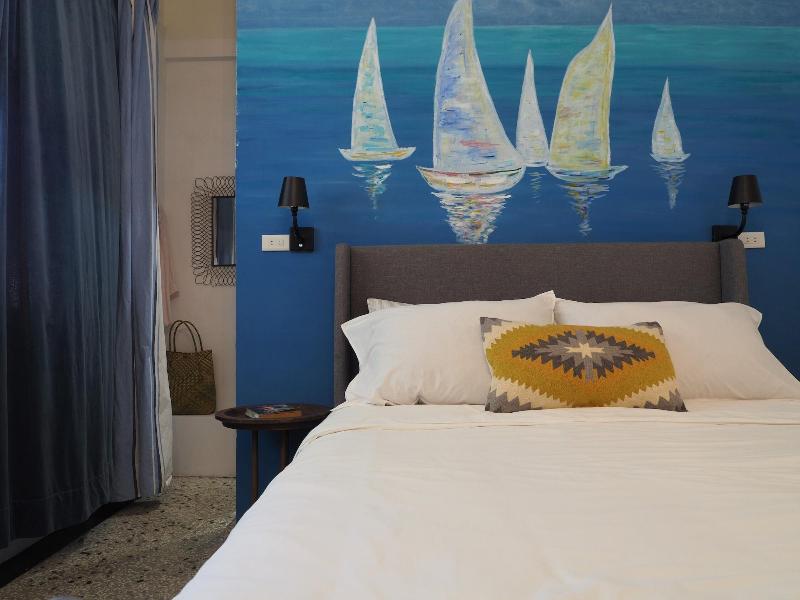 Seamoonhouse image