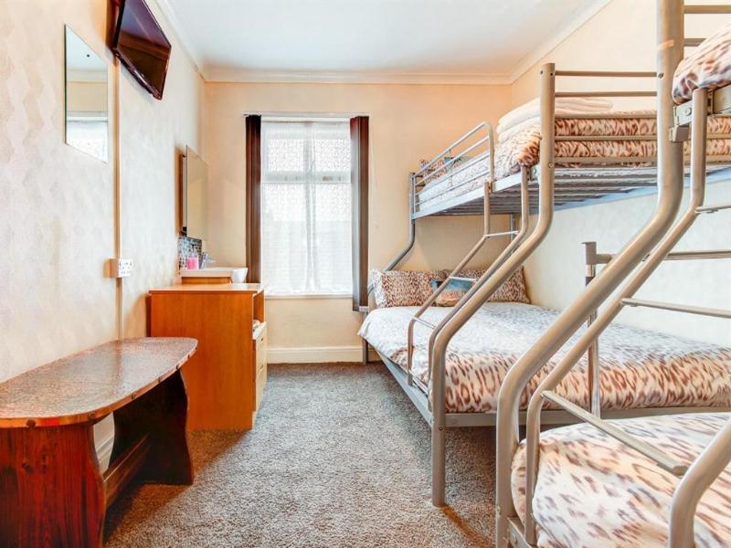 Thistle Dhu Guest House image