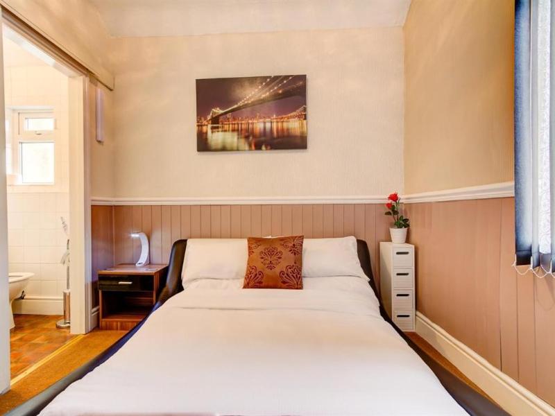 Thistle Dhu Guest House image