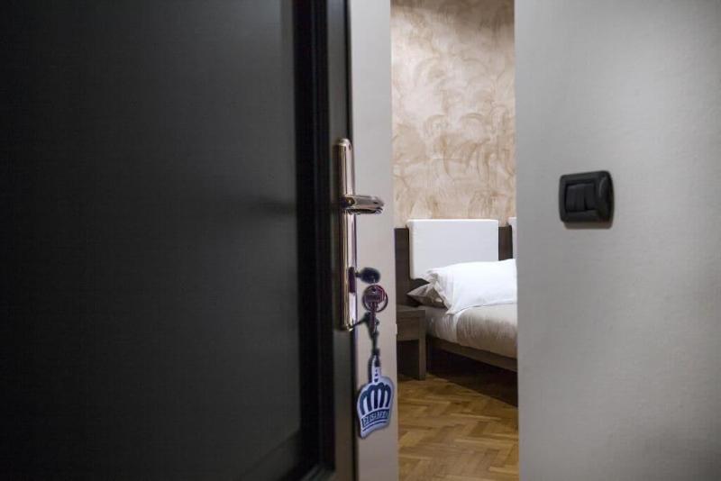 Vittoria Rooms image
