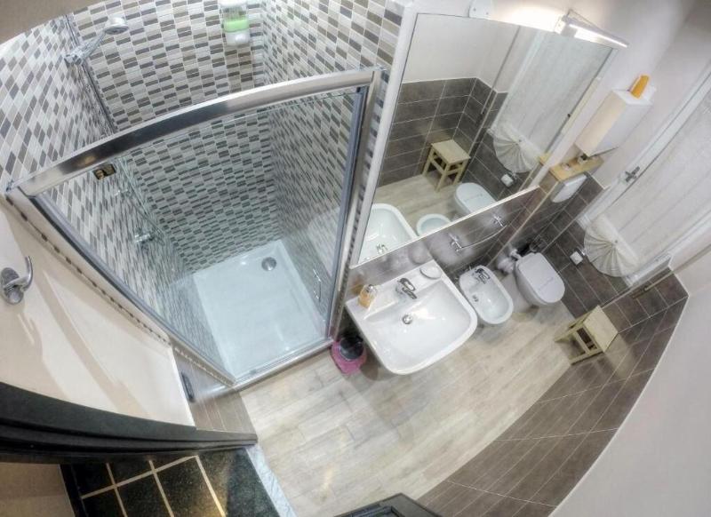 Vittoria Rooms image
