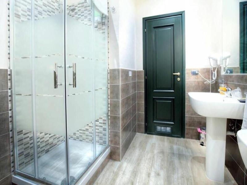 Vittoria Rooms image