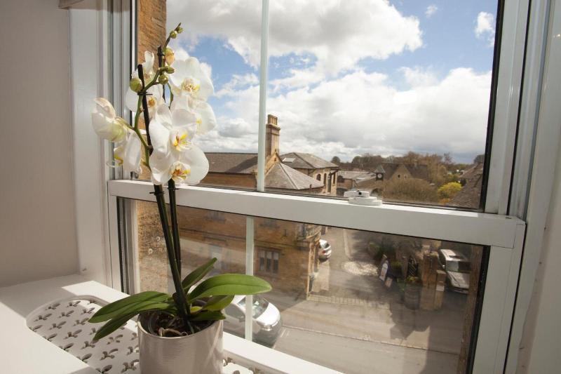 Victoria House Stow image