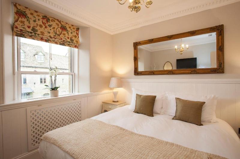 Victoria House Stow image