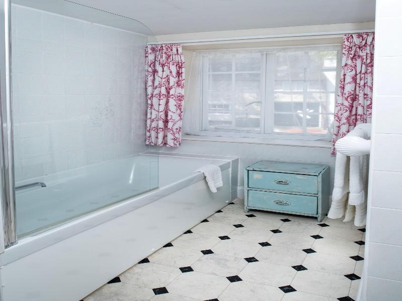 Ammonite Lodge Guest House image