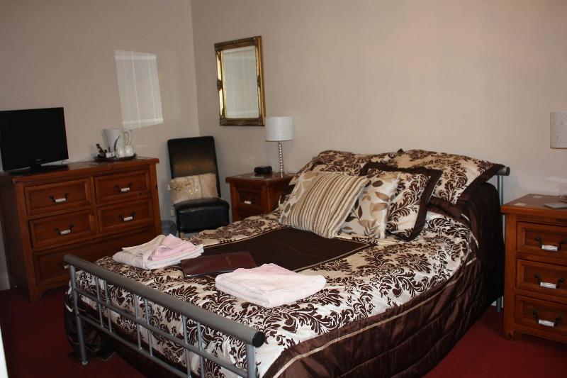 Barons Court image