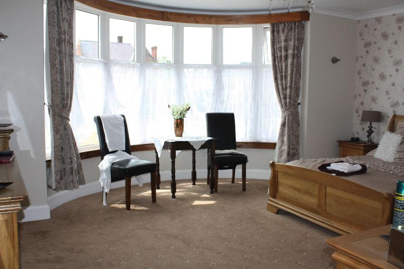 Barons Court image