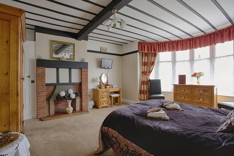 Barons Court image
