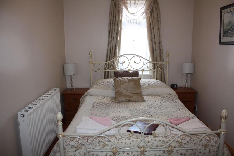 Barons Court image