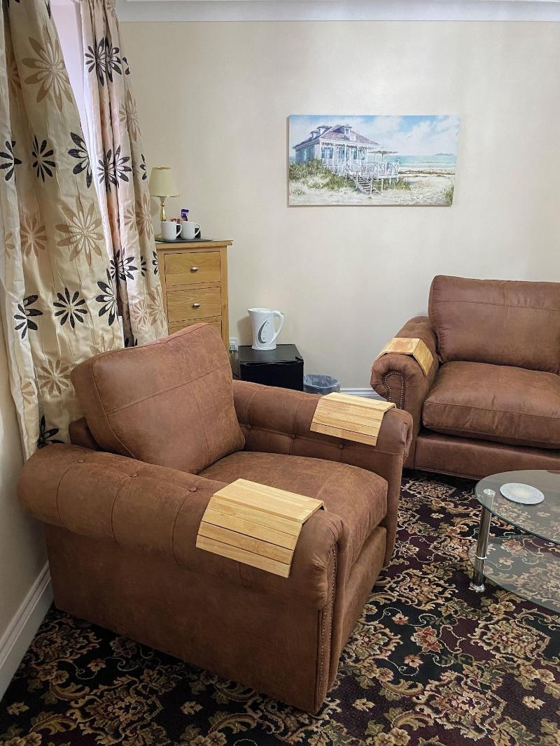 Barons Court image