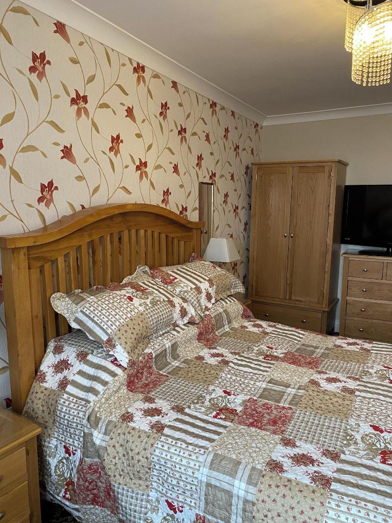 Barons Court image