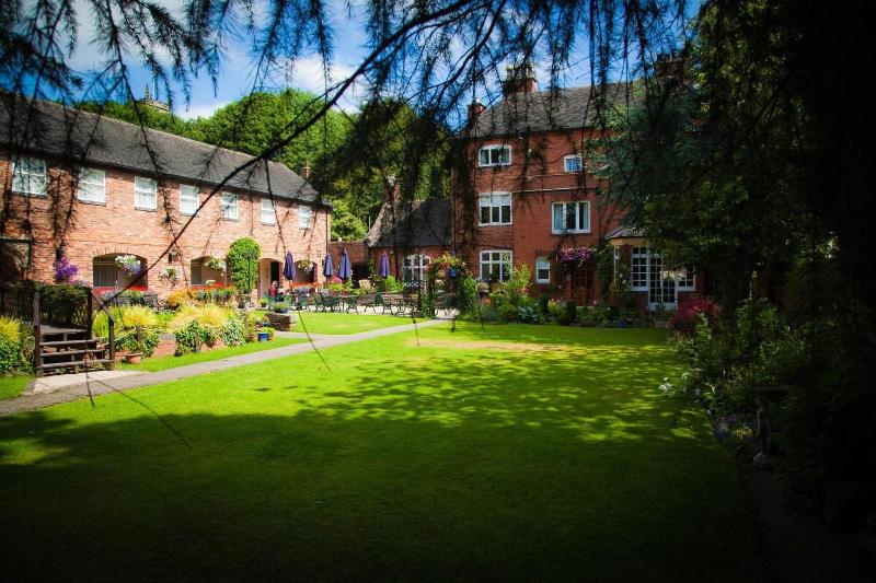 The Manor Guesthouse image