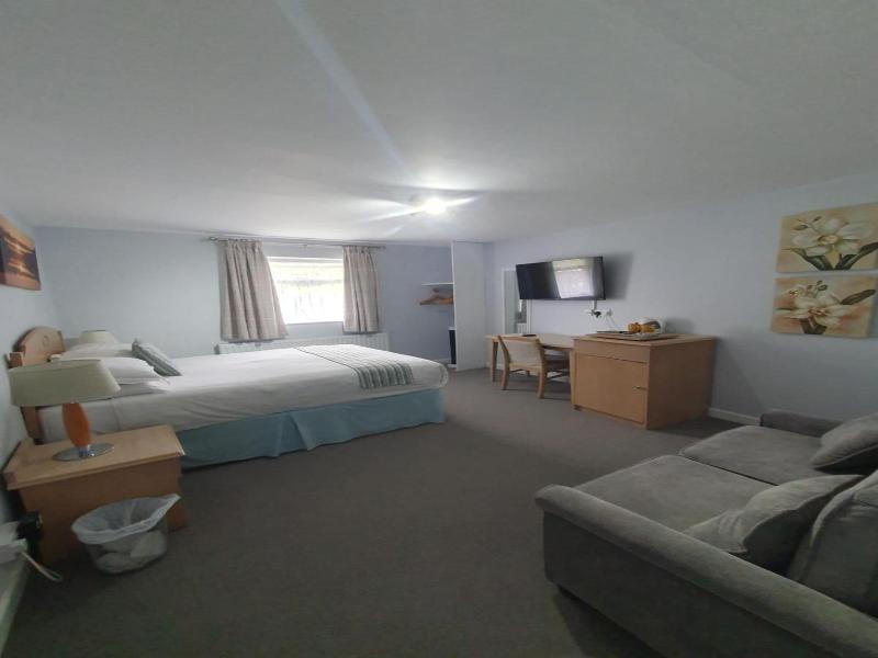 The Manor Guesthouse image