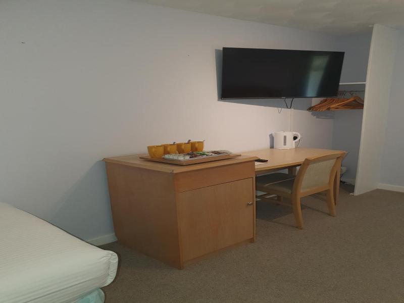 The Manor Guesthouse image