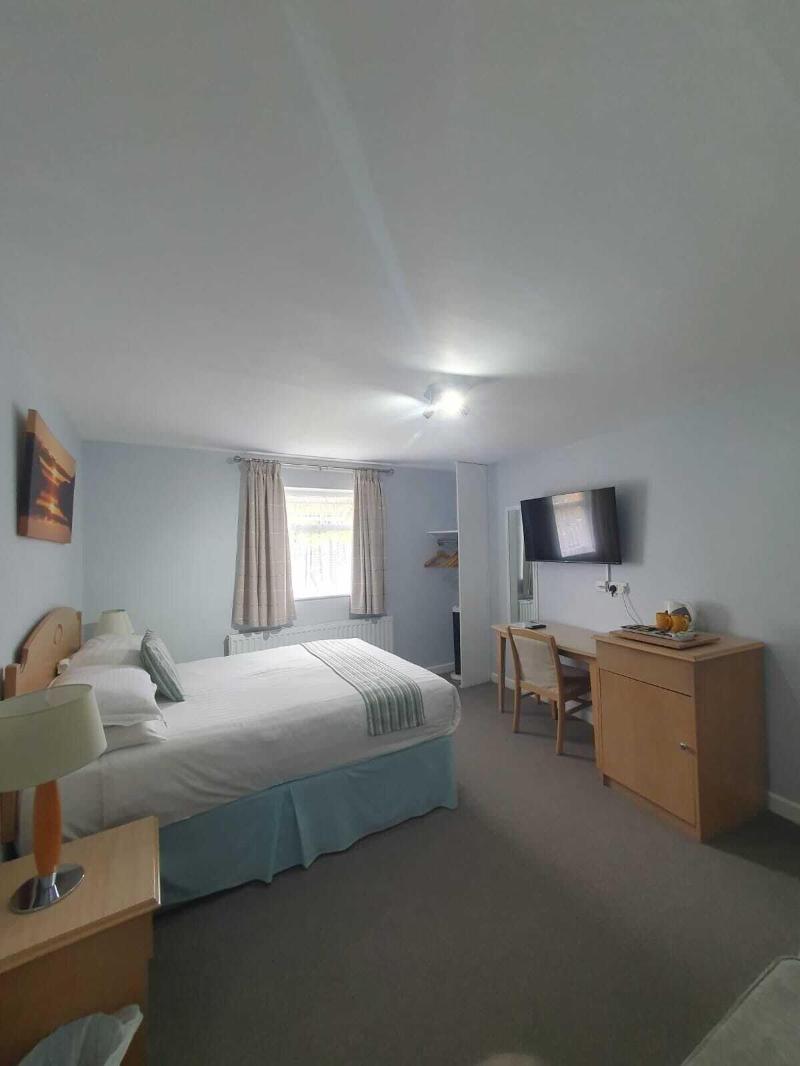 The Manor Guesthouse image