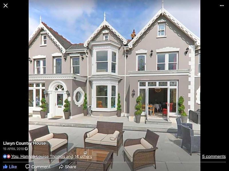 Llwyn Country House image