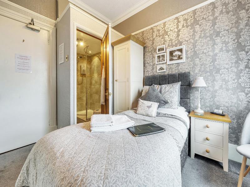 Glendale Guest House Penrith image
