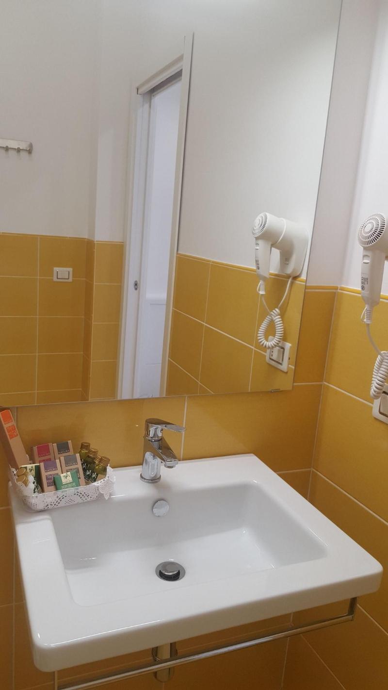 Residenza Burmaria image