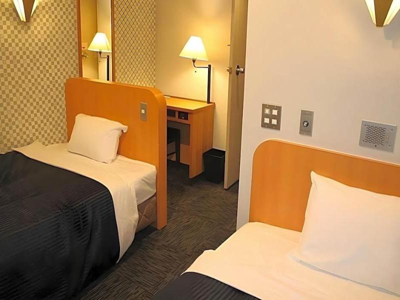 Hotel Livemax BUDGET miharaekimae image