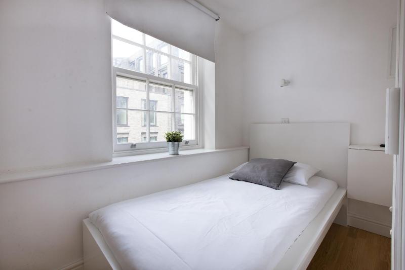Charlotte Street Apartments by Allô Housing image