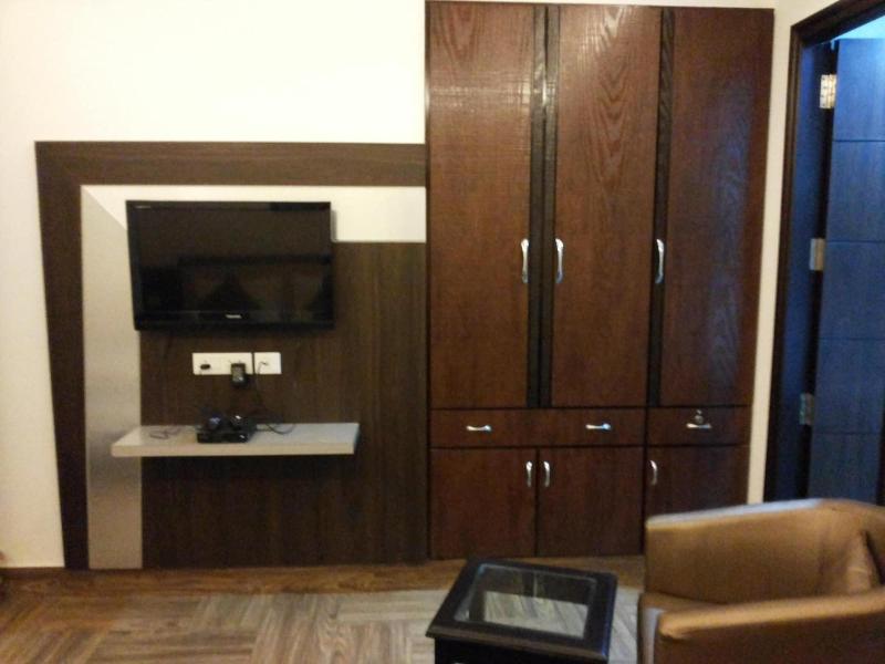 Rr Residency image