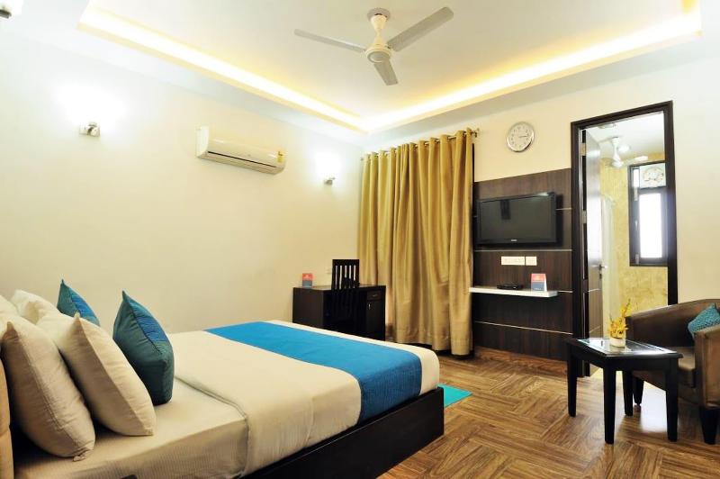 Rr Residency image