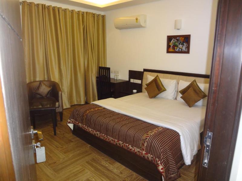 Rr Residency image