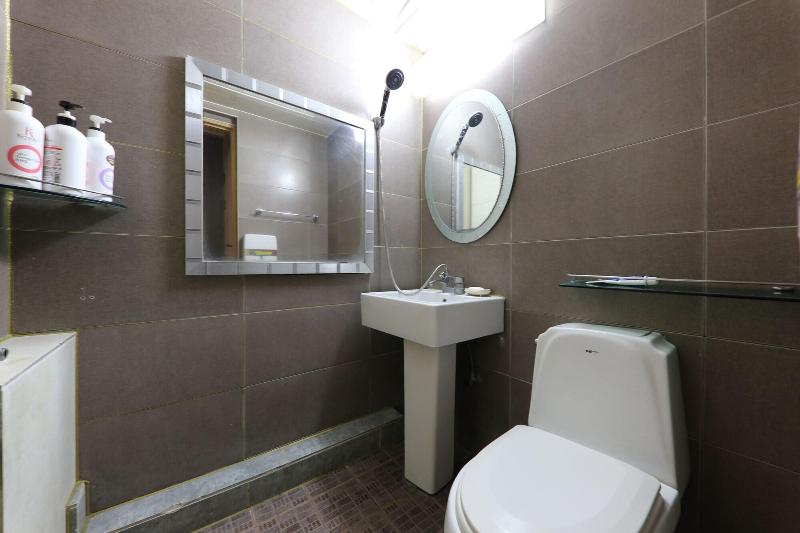 Manhattan Hotel image