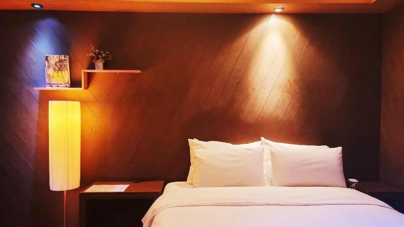 Manhattan Hotel image