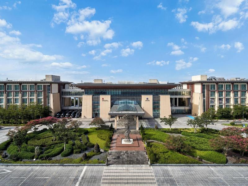 Marriott Jeju Shinhwa World Hotels & Resorts