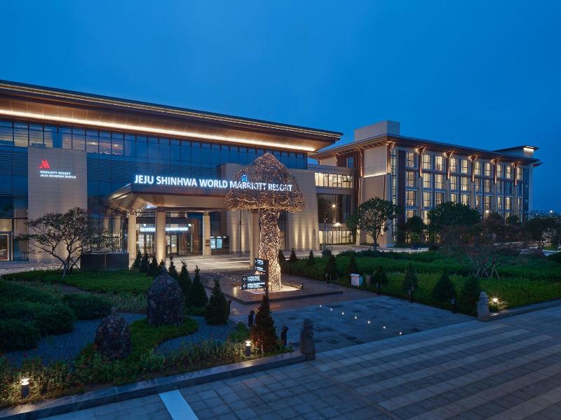 Marriott Jeju Shinhwa World Hotels & Resorts