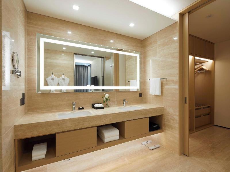 Image -
