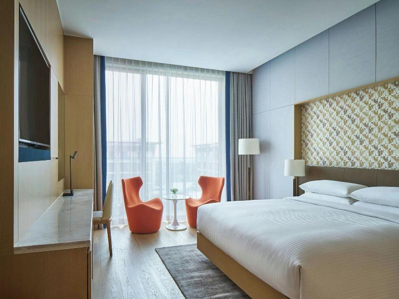 Marriott Jeju Shinhwa World Hotels & Resorts image