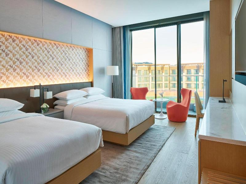 Marriott Jeju Shinhwa World Hotels & Resorts image