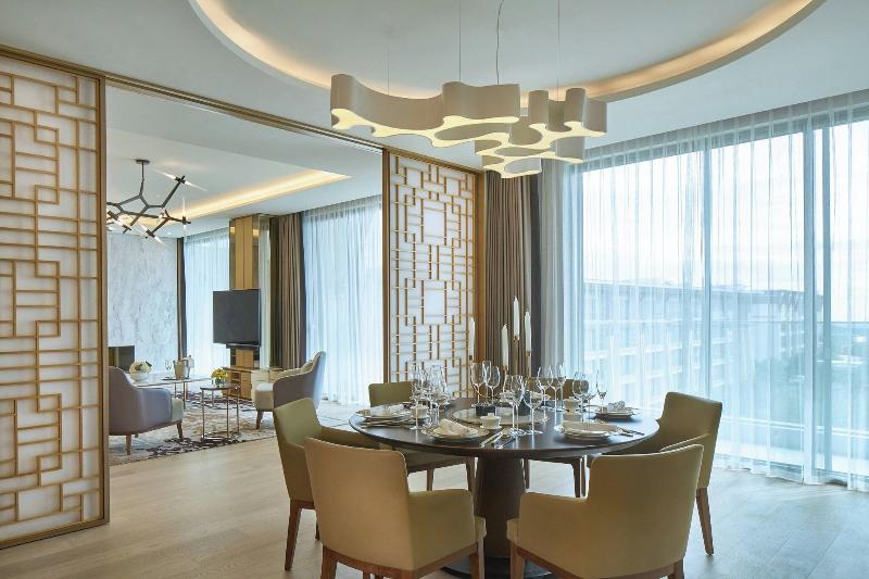 Marriott Jeju Shinhwa World Hotels & Resorts image