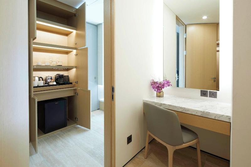 Marriott Jeju Shinhwa World Hotels & Resorts image