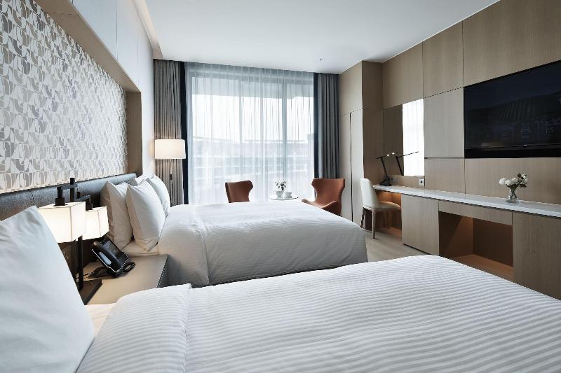 Marriott Jeju Shinhwa World Hotels & Resorts image