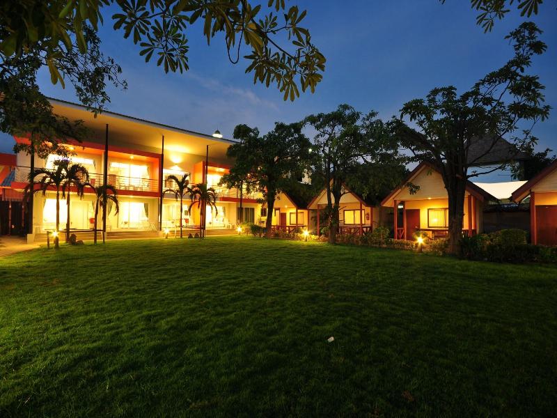 Phi Phi Rimlay Cottage