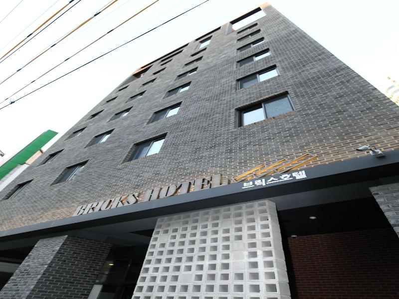 Bricks Hotel image