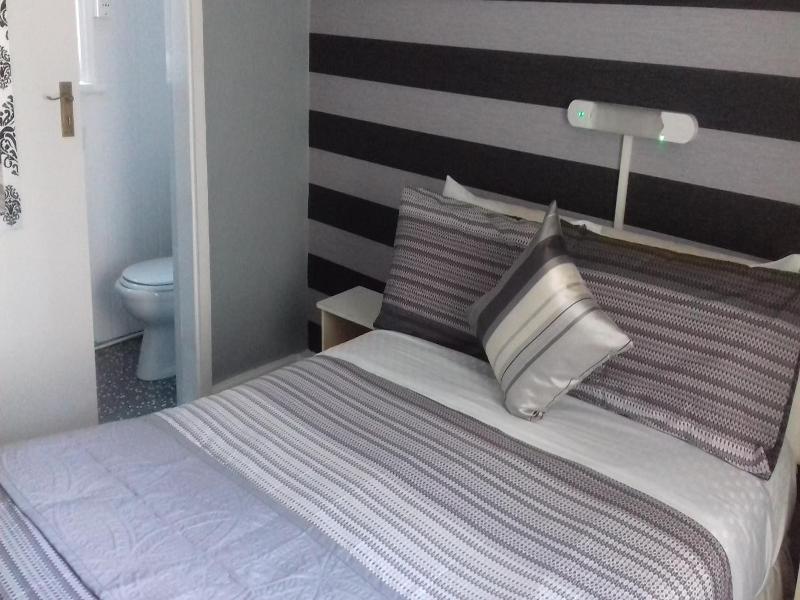 Elmfield Hotel image