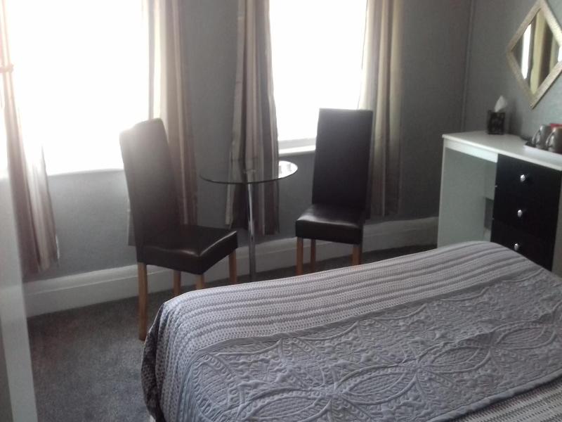 Elmfield Hotel image
