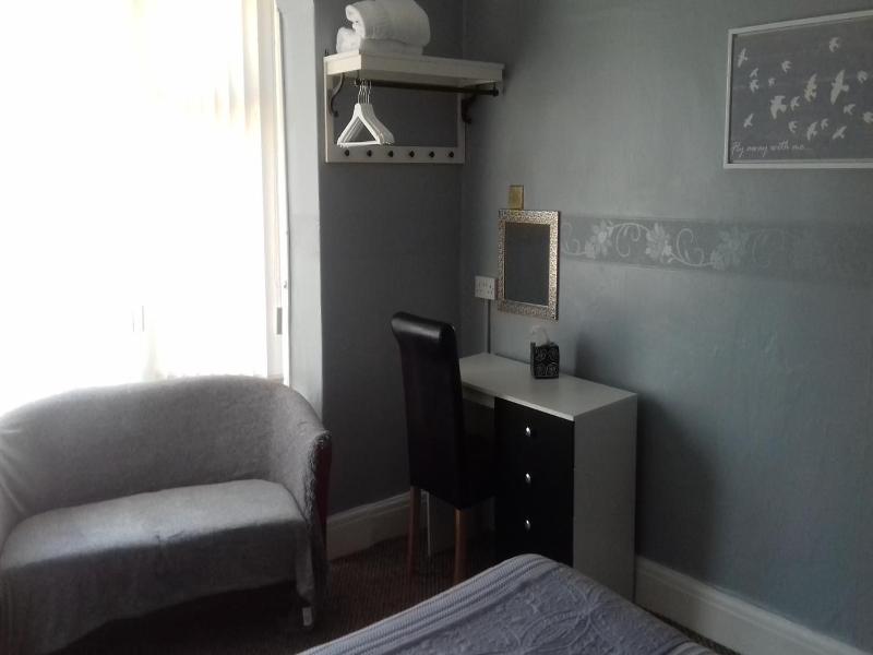 Elmfield Hotel image