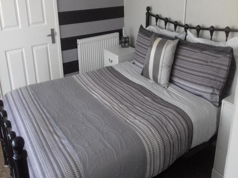 Elmfield Hotel image