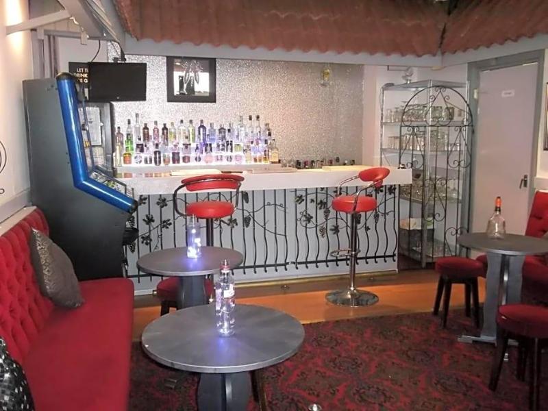 Elmfield Hotel image