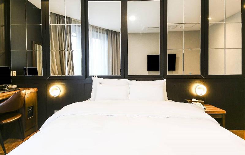 Incheon Hotel Bluemarine image