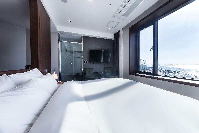 Incheon Hotel Bluemarine image