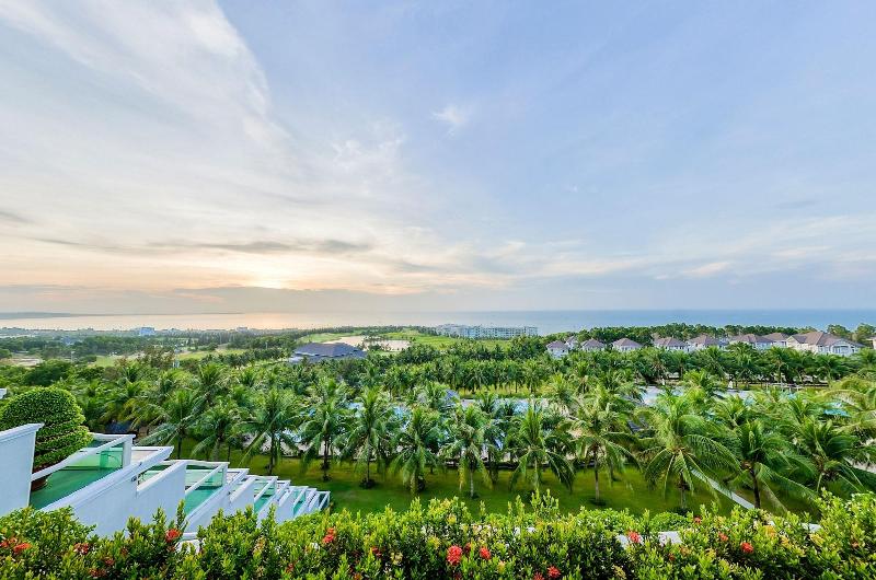 Sea Links Beach Hotel image