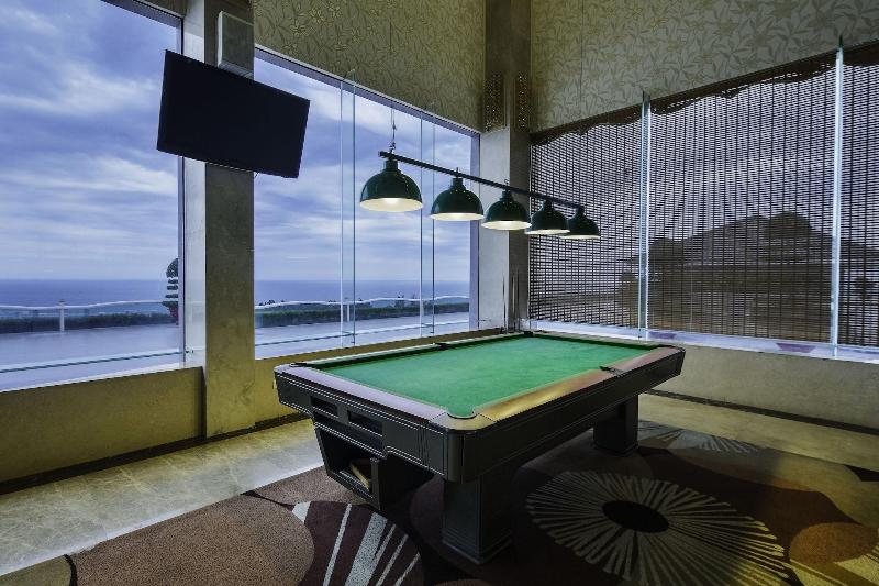 Sea Links Beach Hotel image